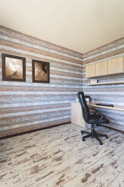Commercial Wallpapering